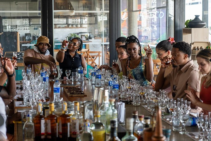 Geniet van een begeleide proeverij van Colombiaanse rum en ambachtelijke chocolade in Cartagena, foto 41 | wizardtrip