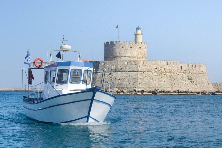 Excursión en barco de pesca tradicional en Rodas, Grecia, con pesca, natación y barbacoa a bordo, foto 7 | wizardtrip