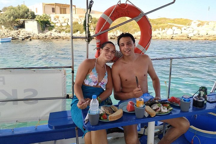 Excursión en barco de pesca tradicional en Rodas, Grecia, con pesca, natación y barbacoa a bordo, foto 22 | wizardtrip