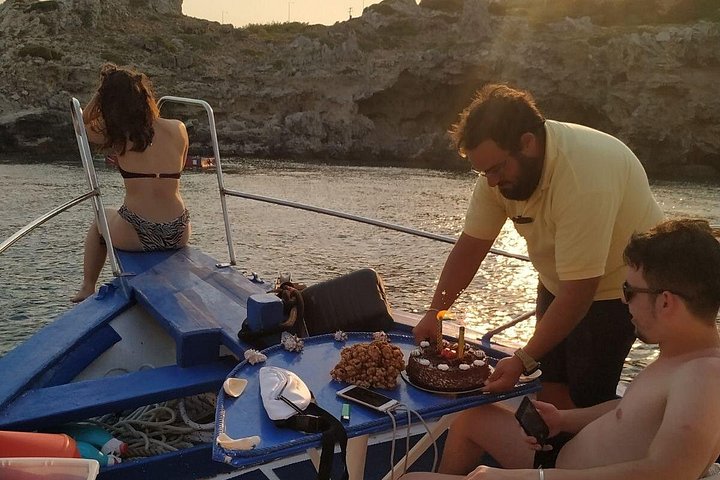 Excursión en barco de pesca tradicional en Rodas, Grecia, con pesca, natación y barbacoa a bordo, foto 25 | wizardtrip