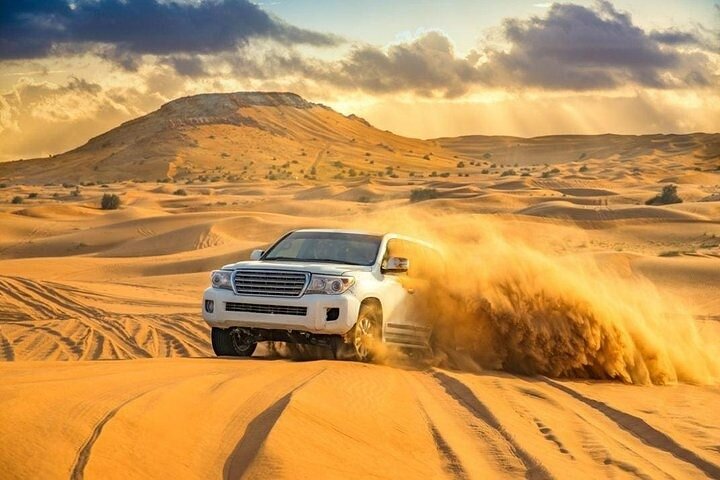 Ökensafariäventyr i Doha med dune bashing, kamelridning och sandboarding, foto 13 | wizardtrip