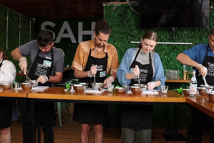 Cours de cuisine péruvienne pratique à Lima, apprentissage du ceviche et du Pisco Sour, photo 10 | wizardtrip