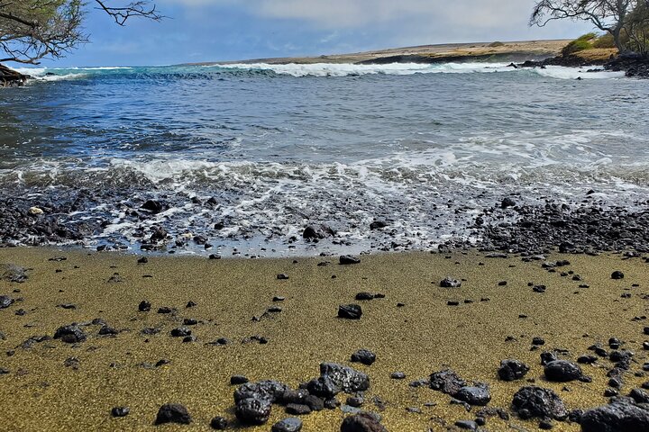 Erkunden Sie Hawaiis raue Südseite auf einer aufregenden ATV-Tour mit Lavafeldern, Küsten und Tierwelt, Foto 14 | wizardtrip