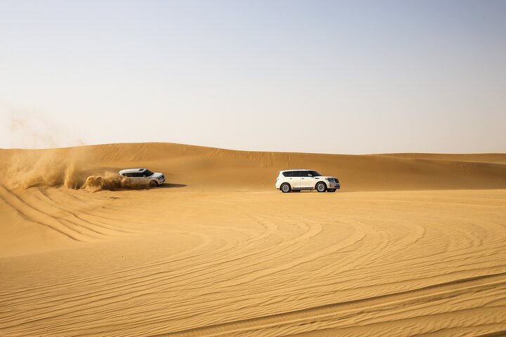 Vivi emozionanti avventure nel deserto a Doha, Qatar, tra cui dune bashing e sandboarding, foto 11 | wizardtrip