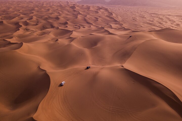Vivi emozionanti avventure nel deserto a Doha, Qatar, tra cui dune bashing e sandboarding, foto 13 | wizardtrip