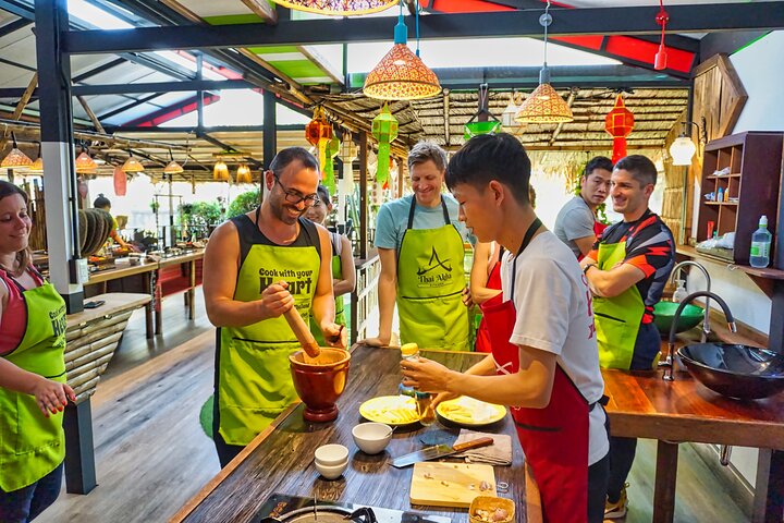 Leer authentiek Thais en Akha koken in Chiang Mai met een lokale chef, inclusief markttours en culturele inzichten, foto 20 | wizardtrip
