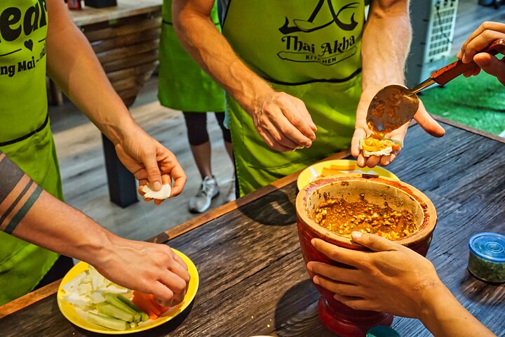 Leer authentiek Thais en Akha koken in Chiang Mai met een lokale chef, inclusief markttours en culturele inzichten, foto 21 | wizardtrip