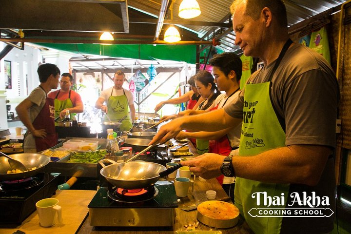 Leer authentiek Thais en Akha koken in Chiang Mai met een lokale chef, inclusief markttours en culturele inzichten, foto 27 | wizardtrip