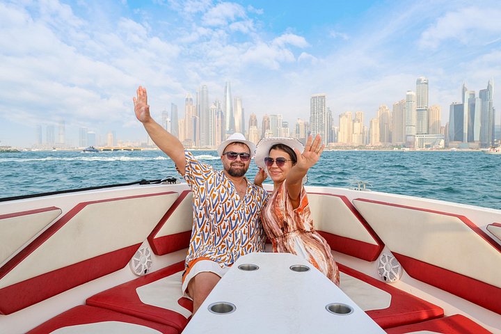Upplev spännande parasailing över Dubais vatten med fantastisk utsikt över Palm Jumeirah och JBR, foto 45 | wizardtrip