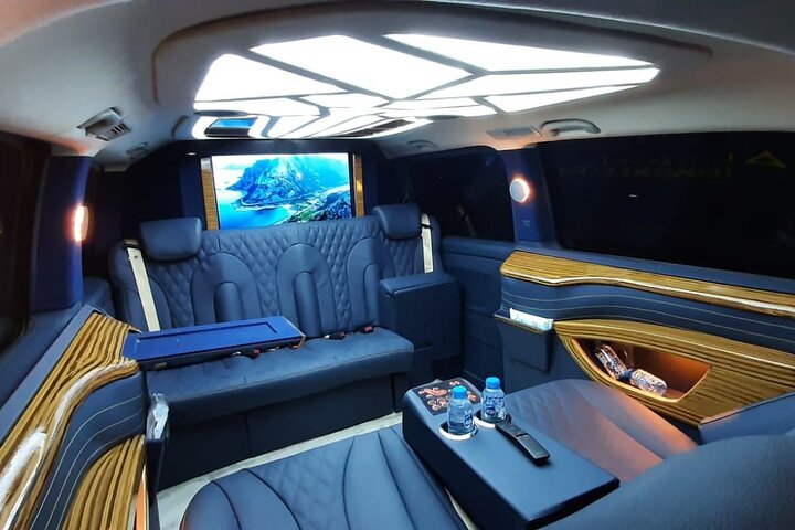Professional airport transfer service in Istanbul with luxury vehicles and dedicated drivers, photo 11 | wizardtrip
