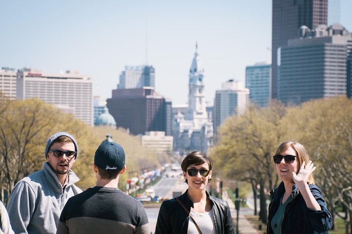 Esilarante tour in tram BYOB dei monumenti storici di Philadelphia, foto 7 | wizardtrip