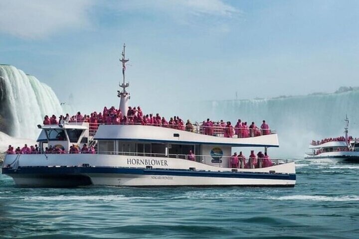 Excursion d'une journée aux chutes du Niagara au départ de Toronto, avec croisière, vignoble et déjeuner, photo 10 | wizardtrip