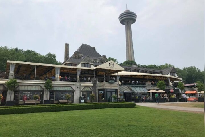 Excursion d'une journée aux chutes du Niagara au départ de Toronto, avec croisière, vignoble et déjeuner, photo 20 | wizardtrip