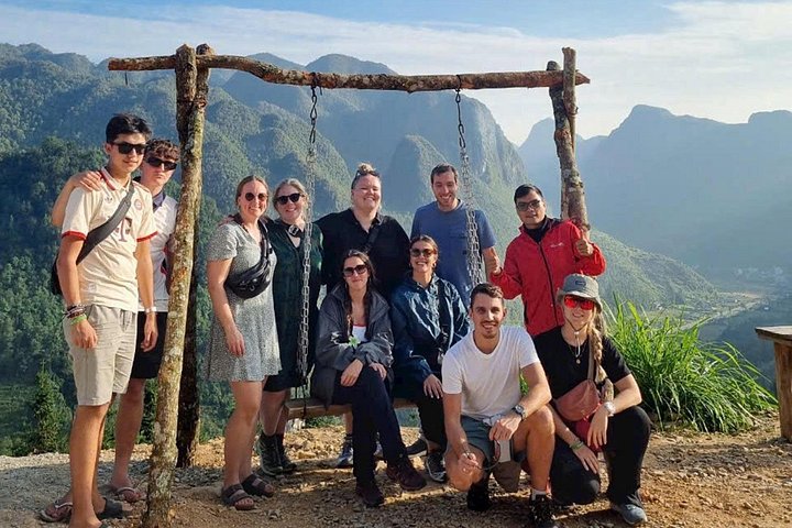Découvrez la boucle de Ha Giang lors d'un circuit moto de 3 jours, présentant des cols de montagne, des rivières et la culture locale du Vietnam, photo 17 | wizardtrip