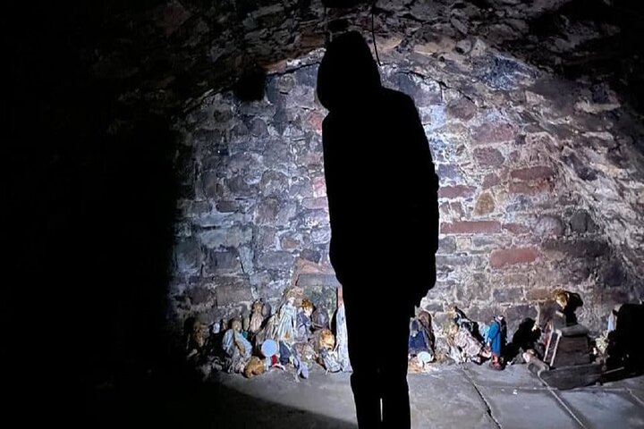 En skummel spøkelsestur som utforsker Edinburghs hjemsøkte gamleby og underjordiske hvelv, foto 6 | wizardtrip