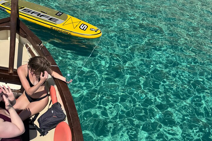 Giro in barca a Cagliari con soste bagno, snorkeling e aperitivo, foto 7 | wizardtrip