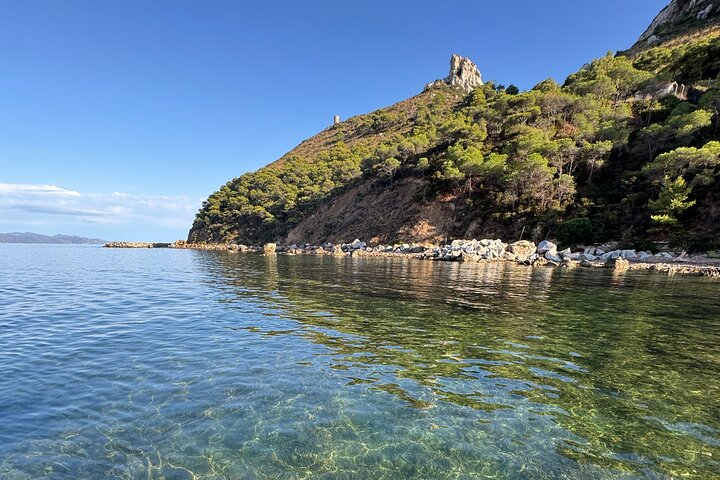 Giro in barca a Cagliari con soste bagno, snorkeling e aperitivo, foto 21 | wizardtrip