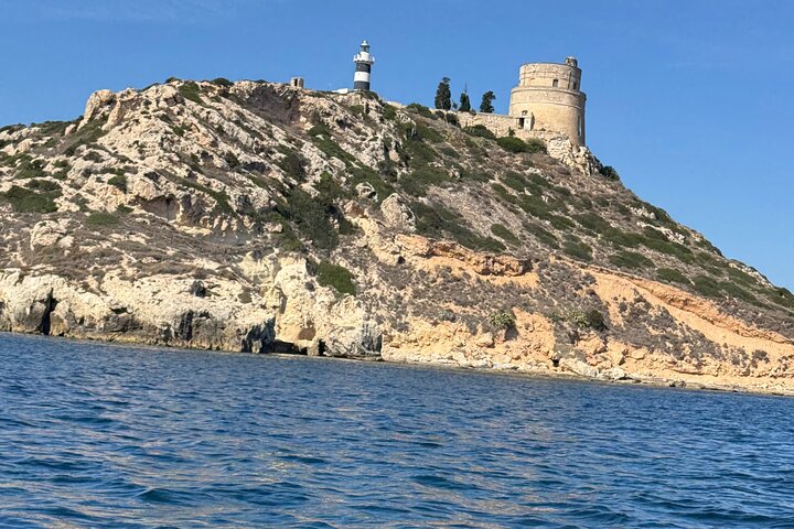 Giro in barca a Cagliari con soste bagno, snorkeling e aperitivo, foto 23 | wizardtrip