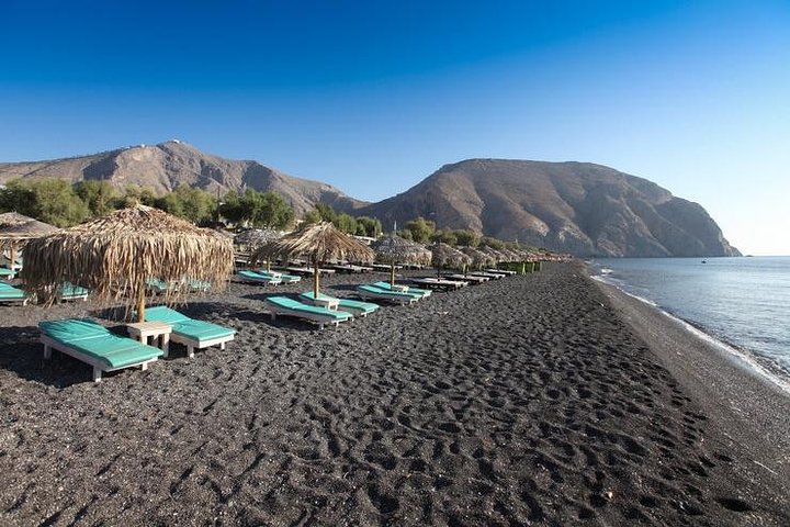 Privat tilpassbar tur til Santorinis landsbyer, strender og utsiktspunkter med lokal sjåfør-guide, foto 15 | wizardtrip
