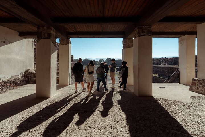 Tidig morgontur till Teotihuacan-pyramiderna i Mexico City, som visar antika ruiner och historiska platser, foto 12 | wizardtrip