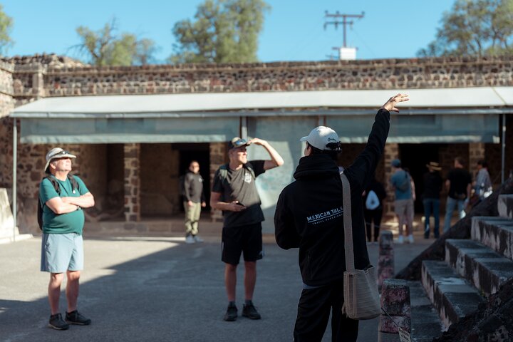 Tidig morgontur till Teotihuacan-pyramiderna i Mexico City, som visar antika ruiner och historiska platser, foto 19 | wizardtrip