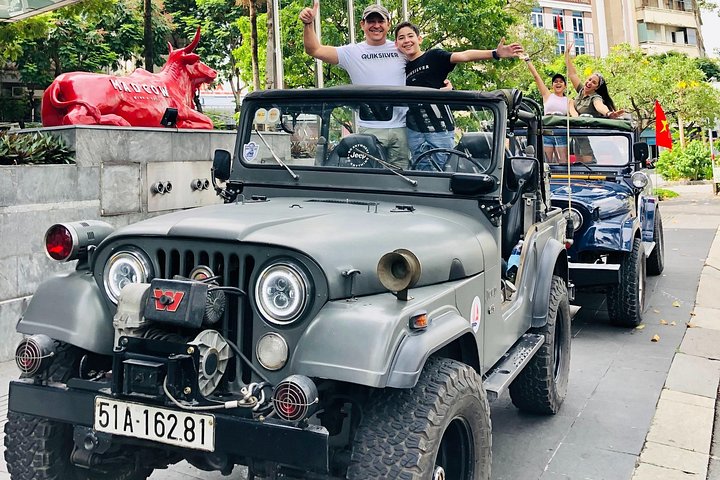 Privé U.S. Army Jeep tour van Ho Chi Minh City's historische monumenten en levendige straten, foto 20 | wizardtrip