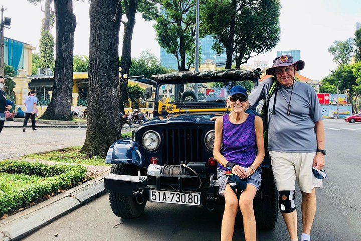 Privé U.S. Army Jeep tour van Ho Chi Minh City's historische monumenten en levendige straten, foto 26 | wizardtrip