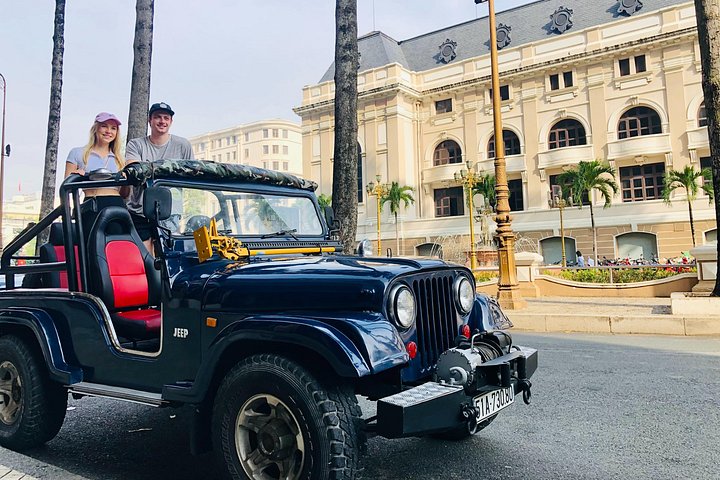 Privé U.S. Army Jeep tour van Ho Chi Minh City's historische monumenten en levendige straten, foto 40 | wizardtrip