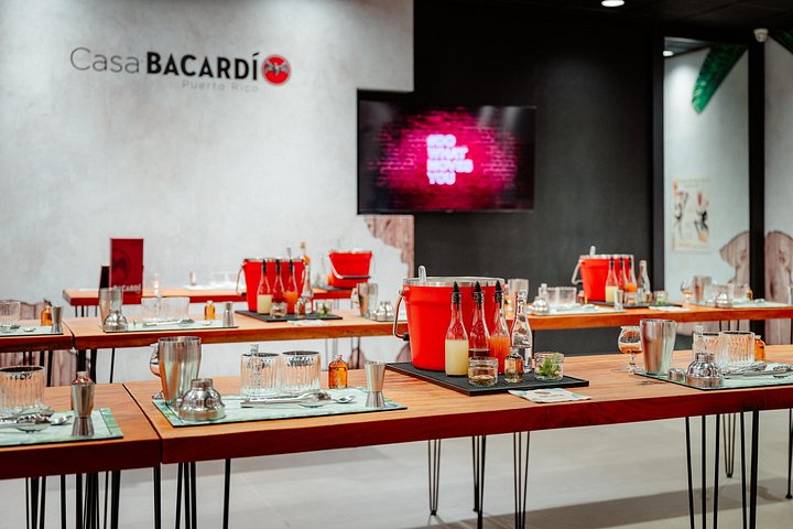 Apprenez la mixologie et préparez des cocktails à la Casa BACARDI à Porto Rico, photo 6 | wizardtrip