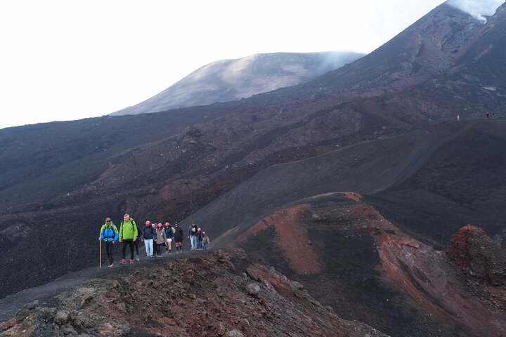 Trekking adventure on Mount Etna, Sicily, with cable car and 4x4 ascent to craters, photo 7 | wizardtrip