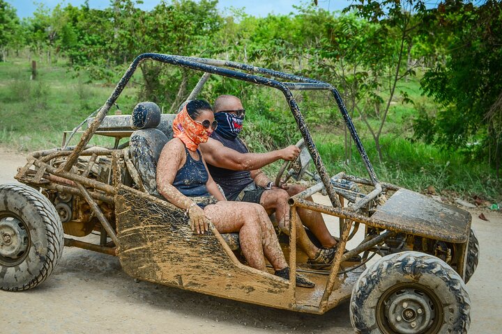 プンタカナの自然の美しさと文化を、洞窟、マカオビーチ、ローカルファームへのスリル満点のバギーツアーで探検しましょう、写真23 | wizardtrip