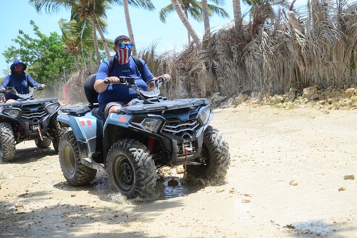 ATV-eventyr som utforsker det dominikanske landskapet, vannhule og Macao Beach, foto 5 | wizardtrip