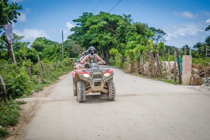 ATV-eventyr som utforsker det dominikanske landskapet, vannhule og Macao Beach, foto 23 | wizardtrip