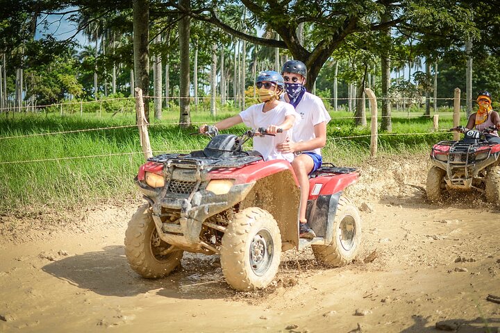 ATV-eventyr som utforsker det dominikanske landskapet, vannhule og Macao Beach, foto 34 | wizardtrip