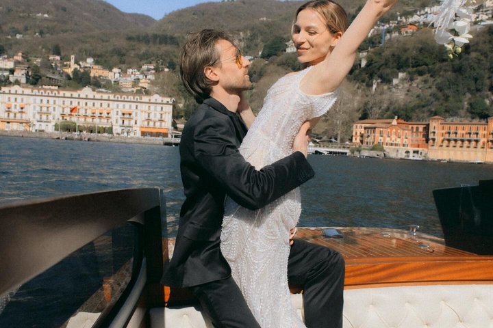 Tour privato di lusso in barca di legno sul Lago di Como, Italia, con ville e viste panoramiche, foto 14 | wizardtrip