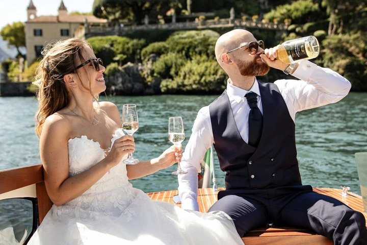 Tour privato di lusso in barca di legno sul Lago di Como, Italia, con ville e viste panoramiche, foto 34 | wizardtrip