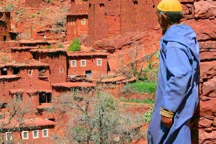Passeio de dia inteiro saindo de Marrakech explorando as Montanhas Atlas, aldeias berberes, cachoeiras e desfrutando de um passeio de camelo, foto 7 | wizardtrip