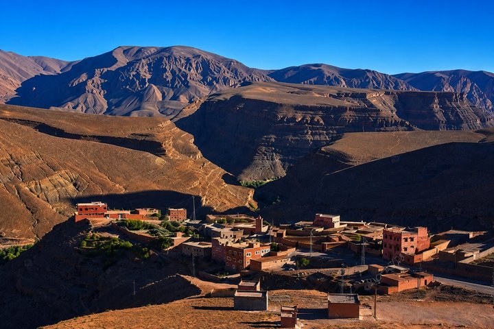 Passeio de dia inteiro saindo de Marrakech explorando as Montanhas Atlas, aldeias berberes, cachoeiras e desfrutando de um passeio de camelo, foto 21 | wizardtrip