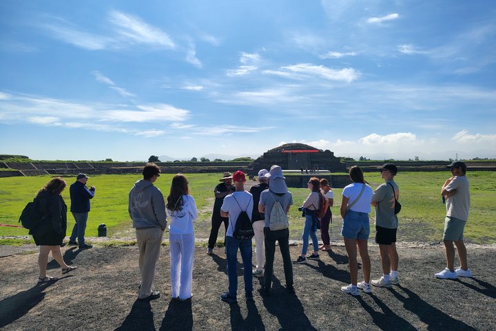 Utforsk de eldgamle pyramidene i Teotihuacan, Mexico, på en autentisk guidet tur, foto 9 | wizardtrip