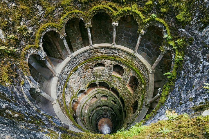 Tagesausflug von Lissabon zum Pena Palast in Sintra, zur Quinta da Regaleira und nach Cascais, Foto 7 | wizardtrip