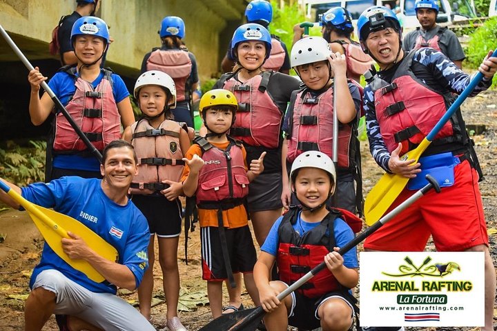 Experience thrilling white water rafting on the Balsa River in La Fortuna, Costa Rica, with family-friendly rapids and stunning scenery, photo 10 | wizardtrip
