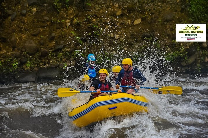 Experience thrilling white water rafting on the Balsa River in La Fortuna, Costa Rica, with family-friendly rapids and stunning scenery, photo 23 | wizardtrip