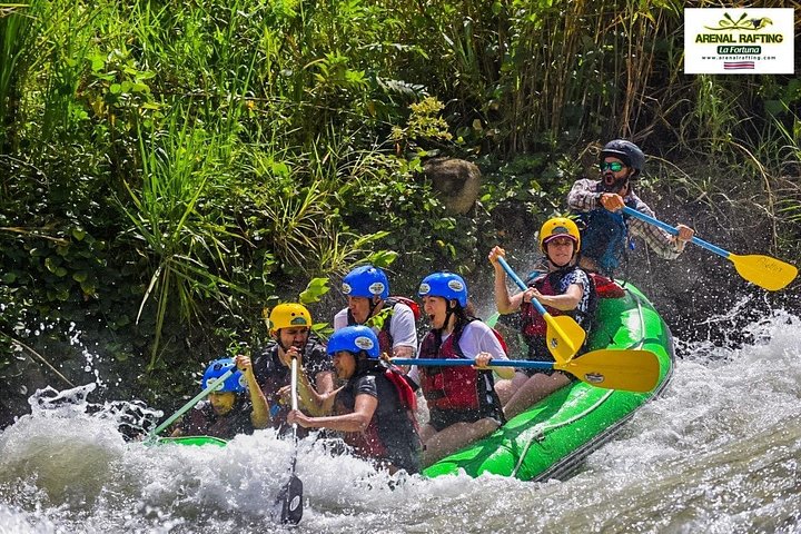 Experience thrilling white water rafting on the Balsa River in La Fortuna, Costa Rica, with family-friendly rapids and stunning scenery, photo 32 | wizardtrip