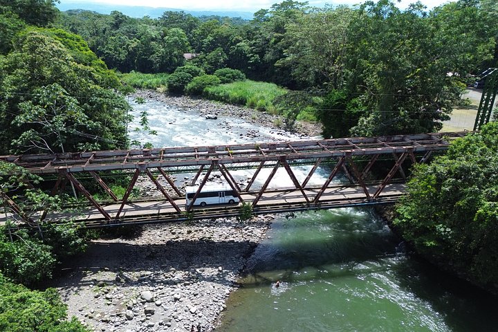 Upplev spännande forsränning på Sarapiquífloden i Costa Rica, möt djurliv och forsar, foto 11 | wizardtrip