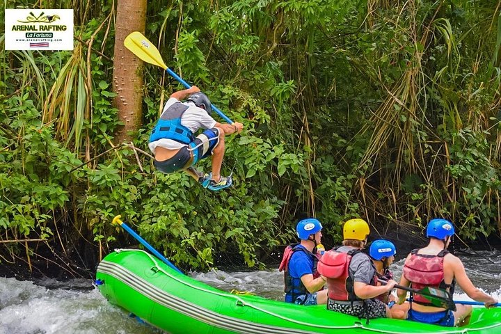 Upplev spännande forsränning på Sarapiquífloden i Costa Rica, möt djurliv och forsar, foto 24 | wizardtrip