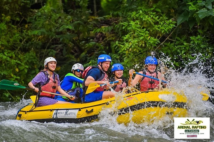 Upplev spännande forsränning på Sarapiquífloden i Costa Rica, möt djurliv och forsar, foto 42 | wizardtrip