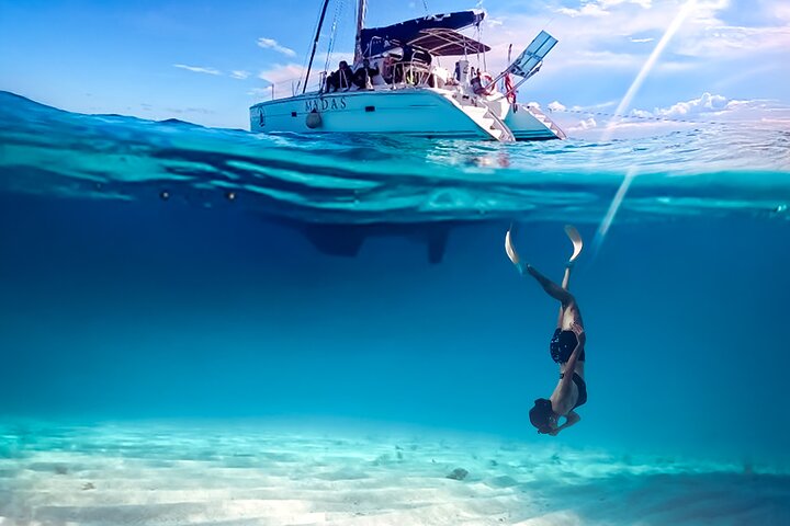 All-inclusive katamarantur til Isla Mujeres, med snorkling, buffet og fantastisk utsikt over Karibia fra Cancun, foto 12 | wizardtrip