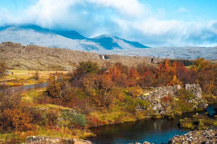 Liten grupp minibuss tur av Islands Golden Circle, inklusive Thingvellir, Gullfoss och Geysir, foto 8 | wizardtrip