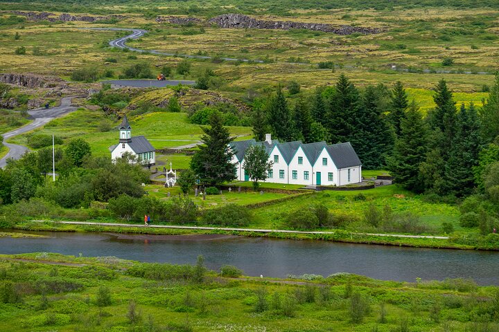 Liten grupp minibuss tur av Islands Golden Circle, inklusive Thingvellir, Gullfoss och Geysir, foto 11 | wizardtrip