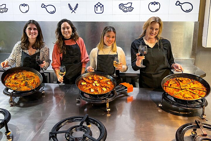 Paella Kookles, Wijnproeverij & Centrale Markt in Valencia | wizardtrip